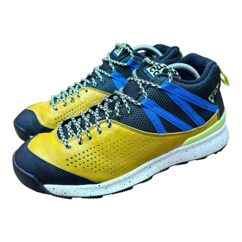 Men's Yellow and Blue Athletic Shoes